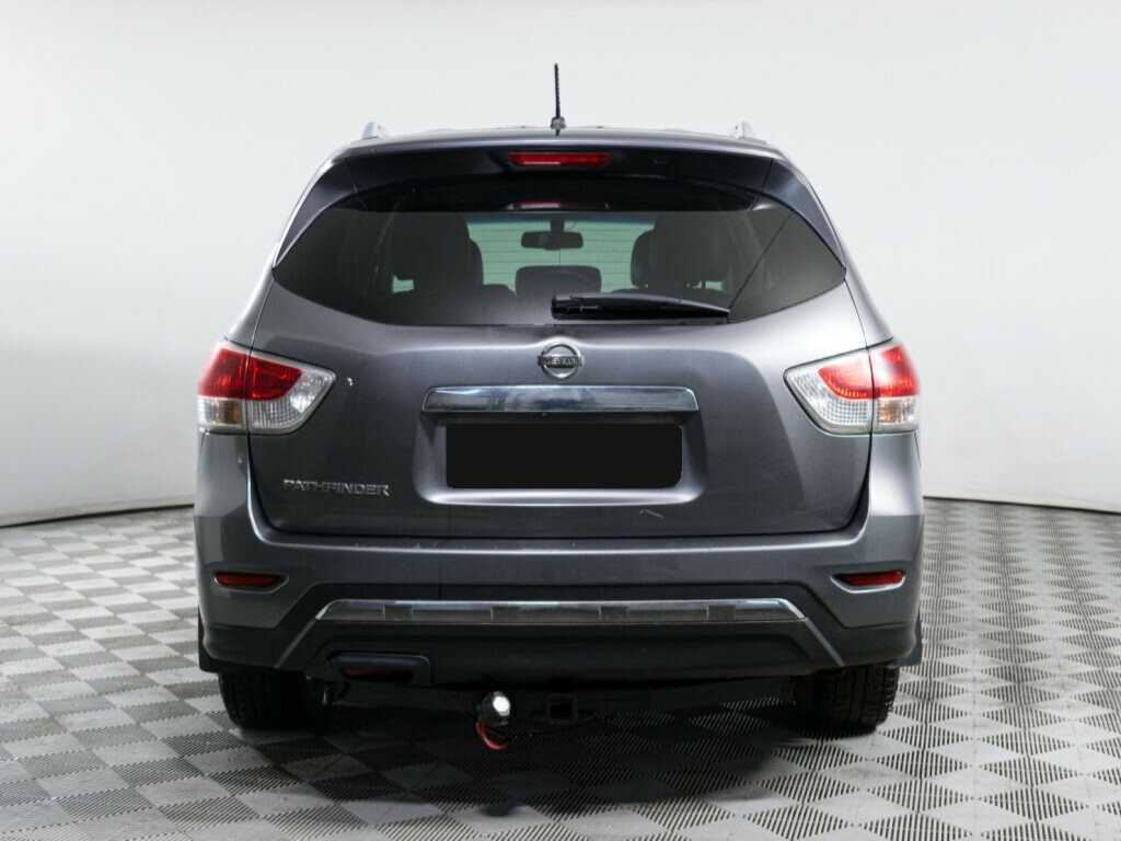 Б/У Ниссан Патфайндер 2015 года. Фото: #5