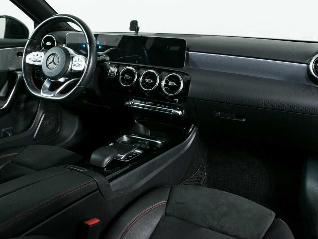 Mercedes-Benz A-Класс 2018 года с пробегом. Фото: #7