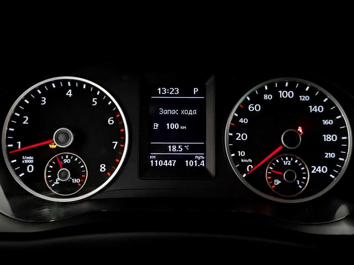 Б/У Фольксваген Тигуан 2016 года. Фото: #12