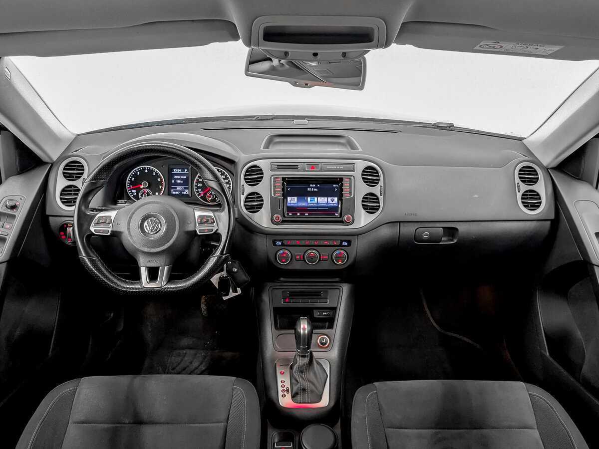 Б/У Фольксваген Тигуан 2016 года. Фото: #13