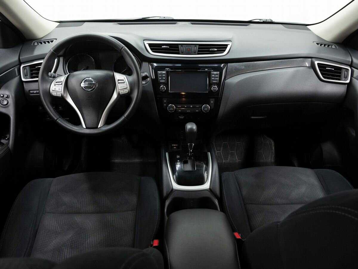 Б/У Ниссан Икс-Трейл 2017 года. Фото: #13