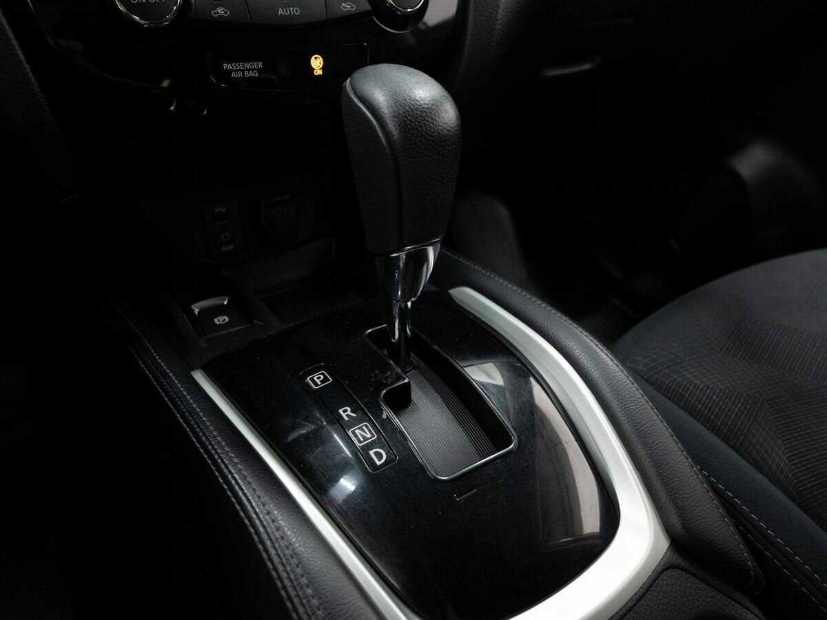 Б/У Ниссан Икс-Трейл 2017 года. Фото: #20