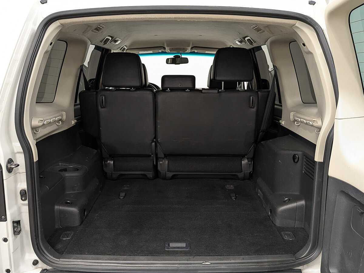 Mitsubishi Pajero 2015 года с пробегом. Фото: #9