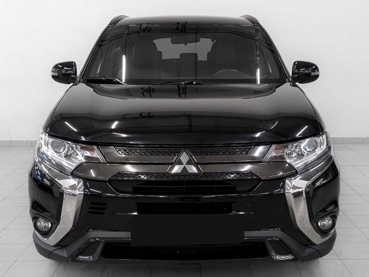 Mitsubishi Outlander 2021 года с пробегом. Фото: #1
