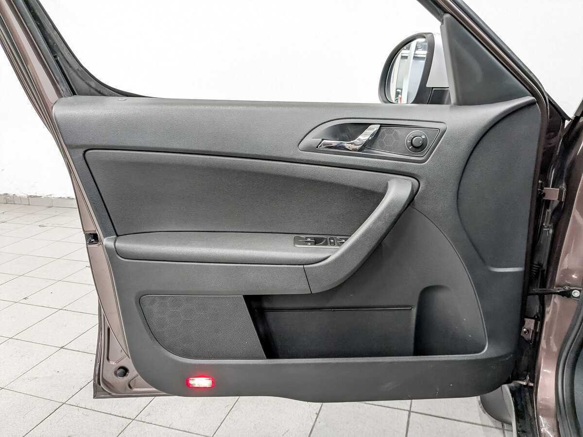 Б/У Шкода Йети 2014 года. Фото: #18