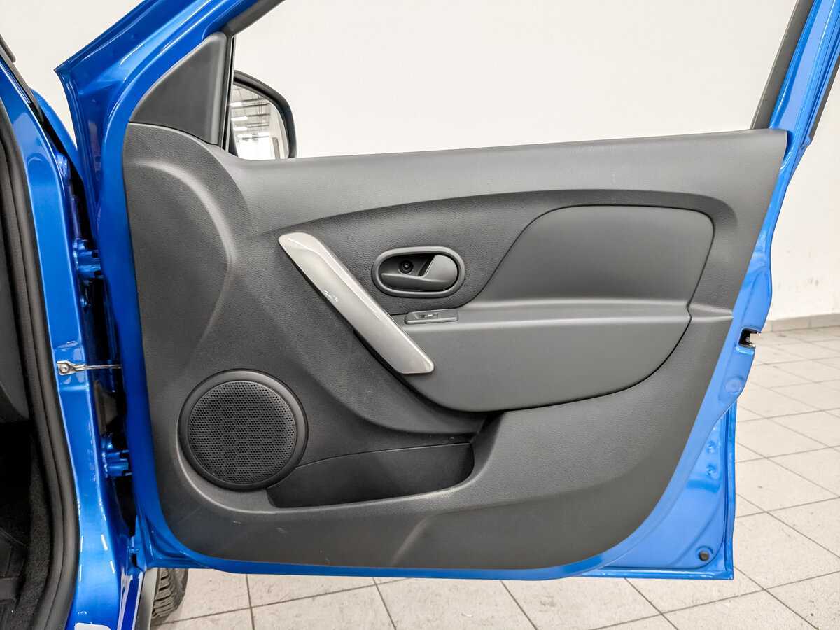 Б/У Рено Сандеро 2021 года. Фото: #21