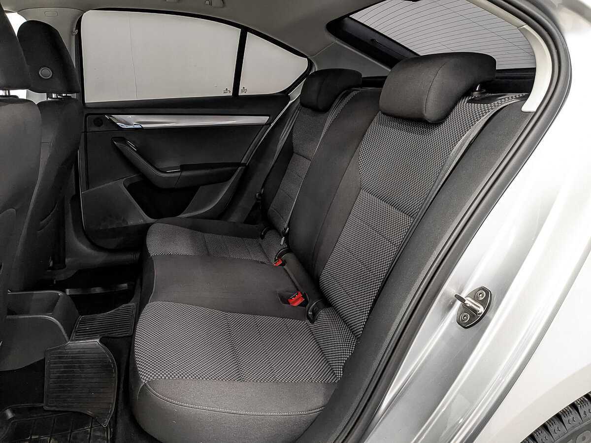 Б/У Шкода Октавия 2016 года. Фото: #17