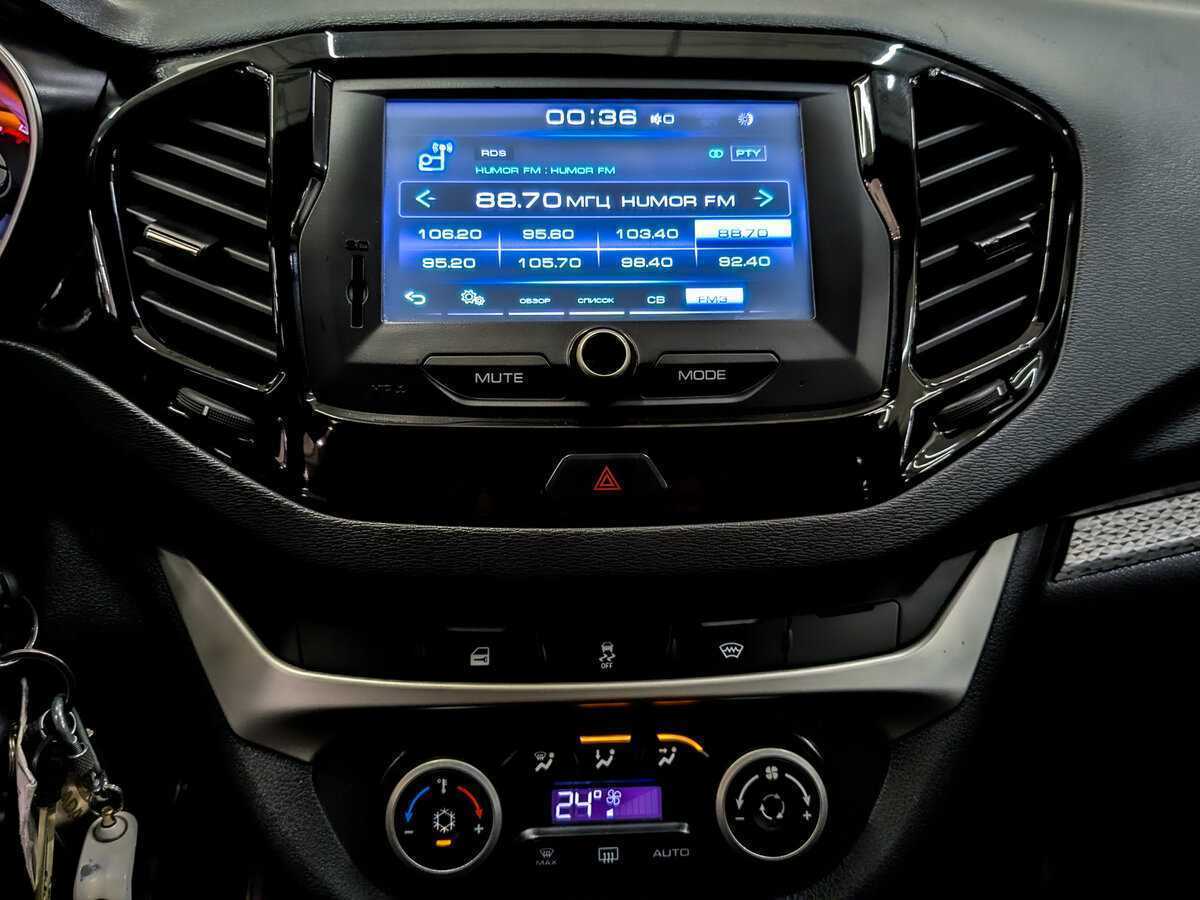 Б/У Лада (ВАЗ) Веста 2019 года. Фото: #14