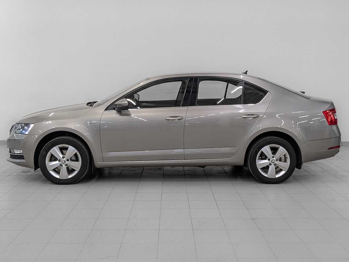 Б/У Шкода Октавия 2020 года. Фото: #7