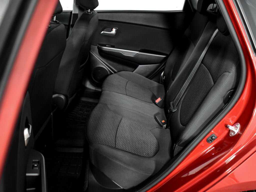 Б/У Киа Рио 2016 года. Фото: #14