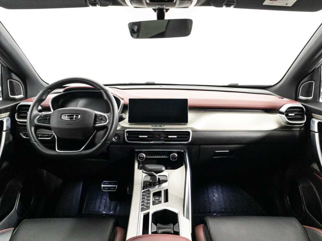 Geely Coolray 2023 года с пробегом. Фото: #12