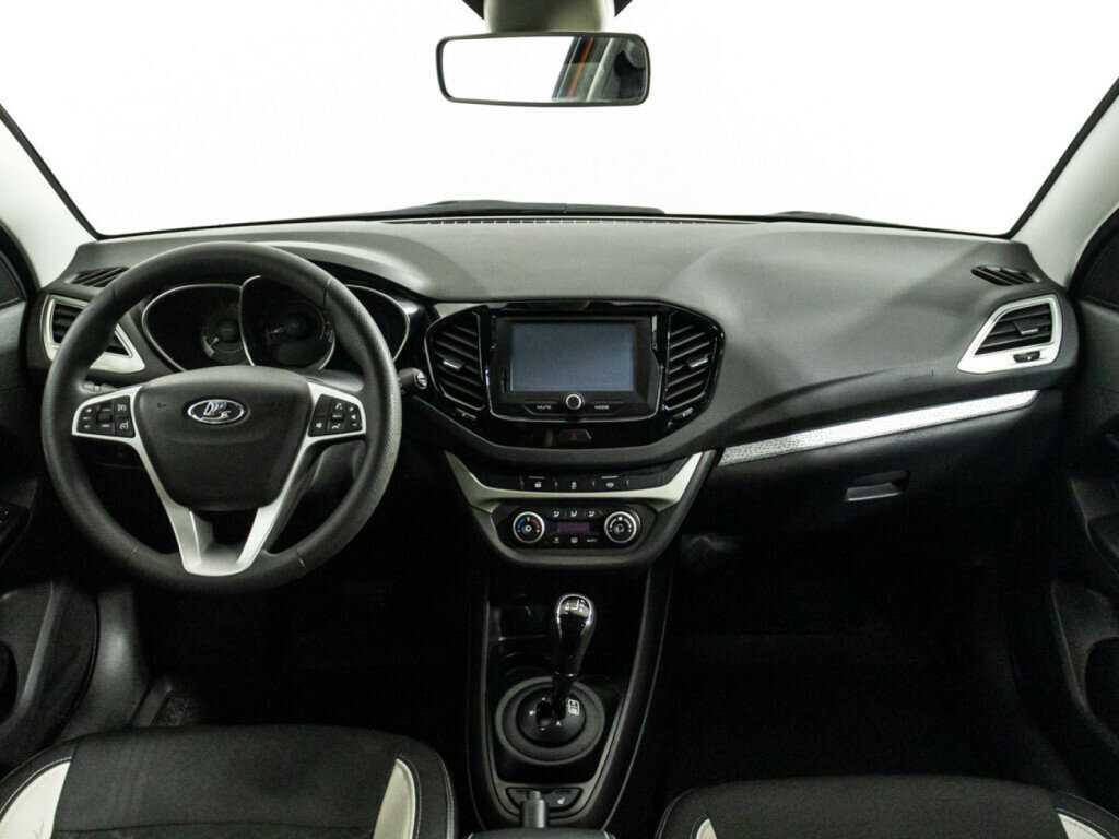 Б/У Лада (ВАЗ) Веста 2018 года. Фото: #12