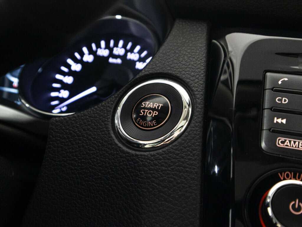 Б/У Ниссан Икс-Трейл 2016 года. Фото: #20