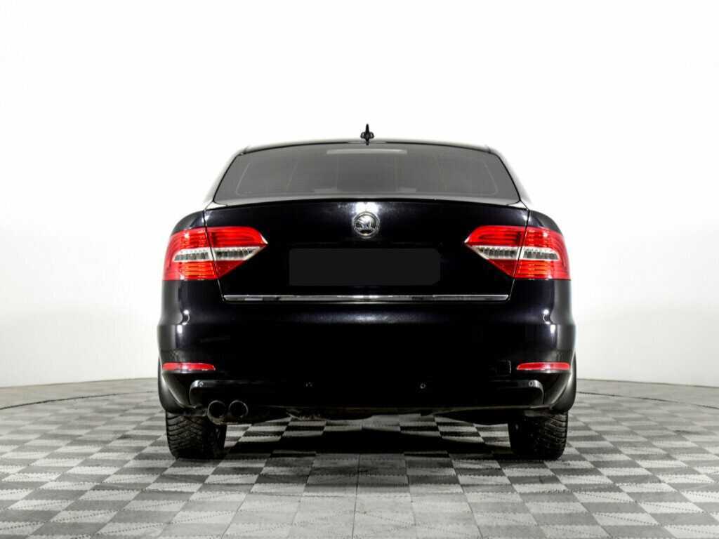 Б/У Шкода Суперб 2013 года. Фото: #4