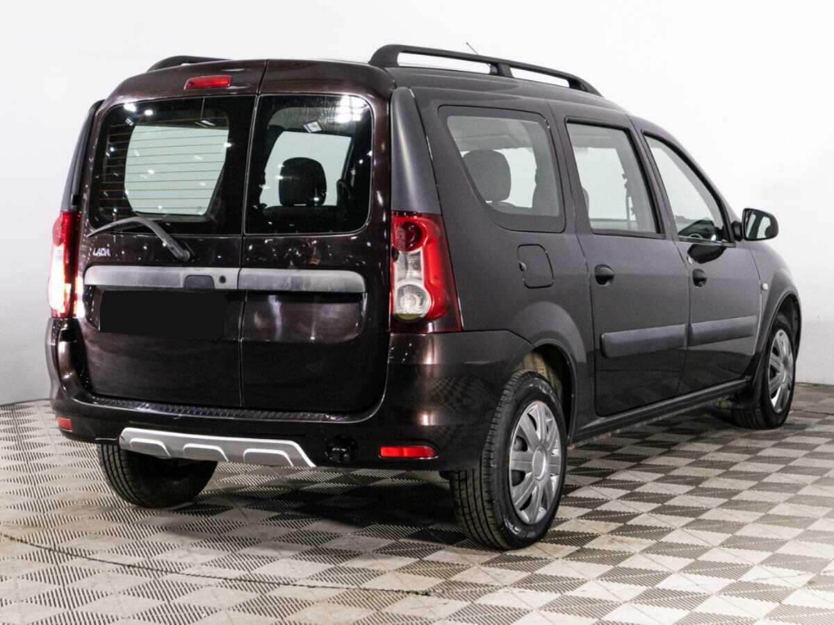 Б/У Лада (ВАЗ) Ларгус 2016 года. Фото: #4