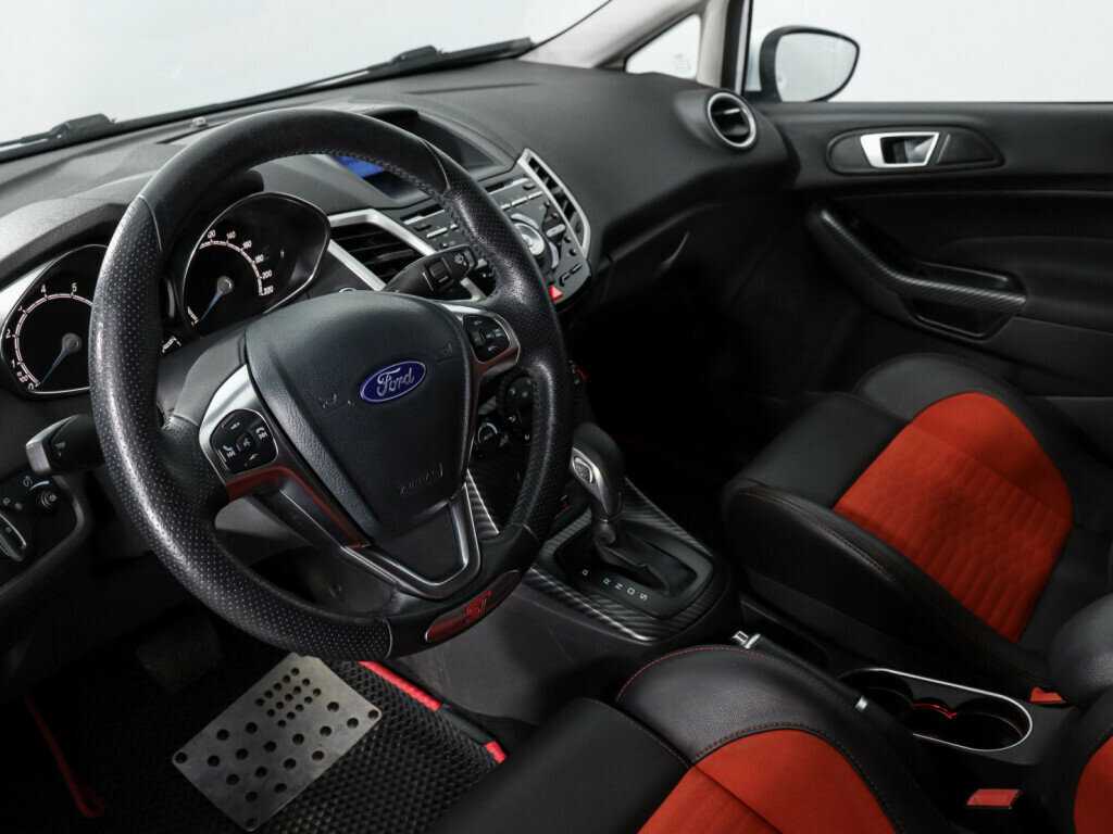 Б/У Форд Фиеста 2016 года. Фото: #8