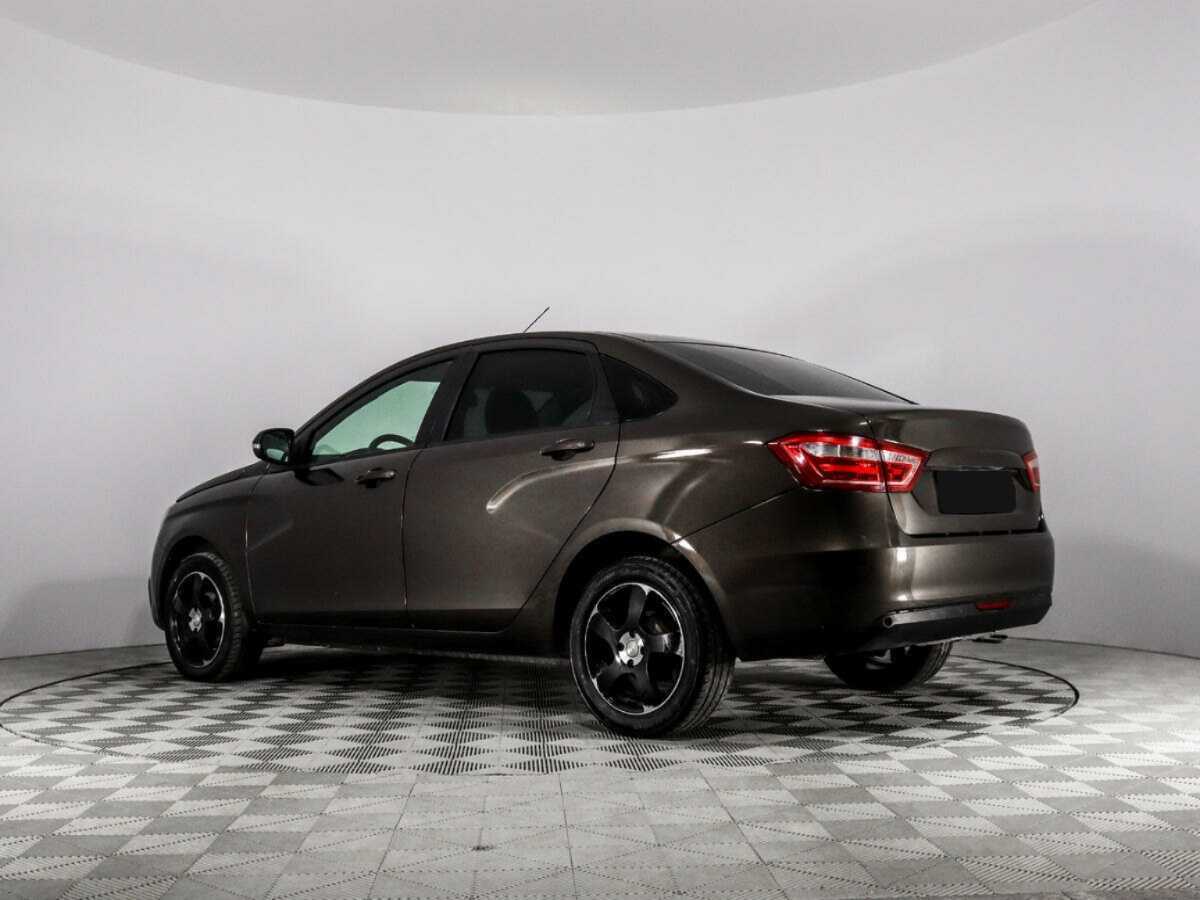 Б/У Лада (ВАЗ) Веста 2017 года. Фото: #6