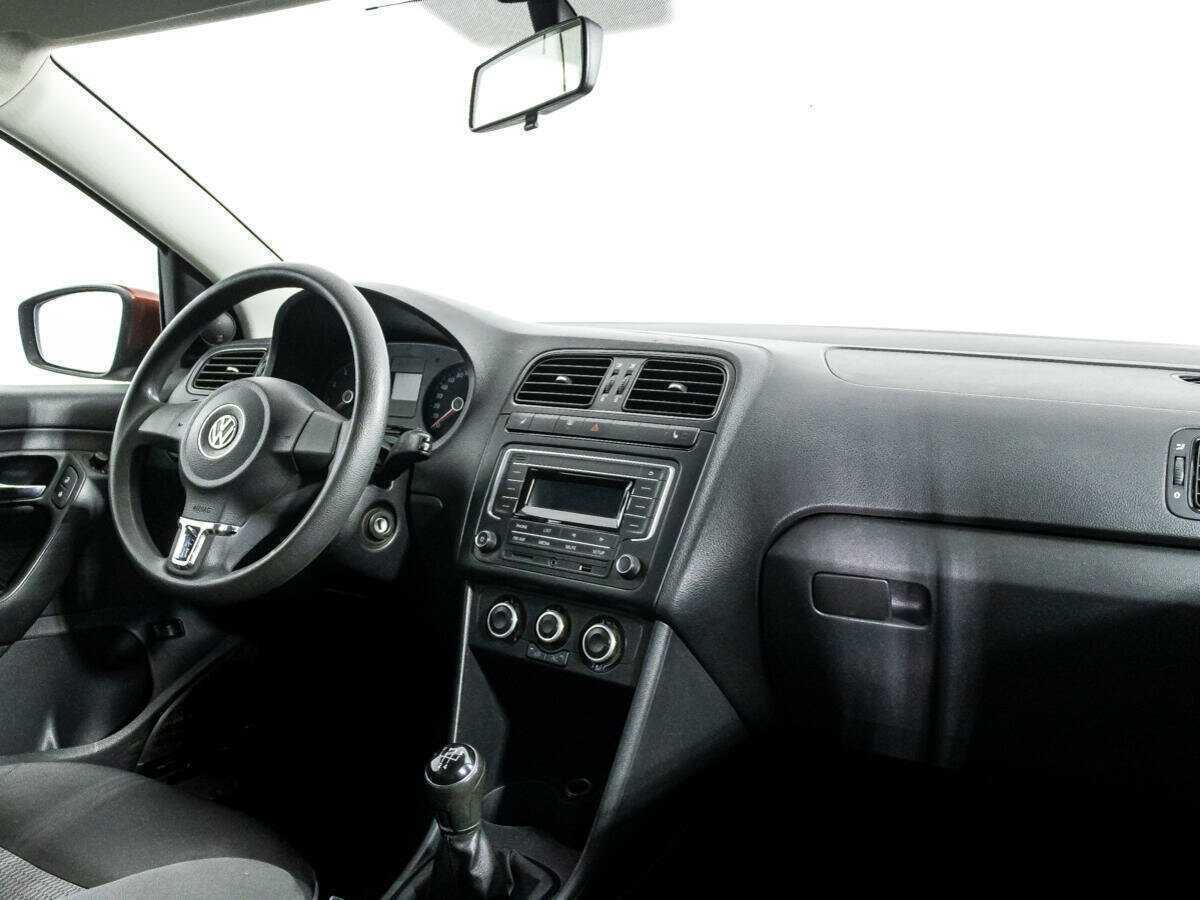 Б/У Фольксваген Поло 2014 года. Фото: #8