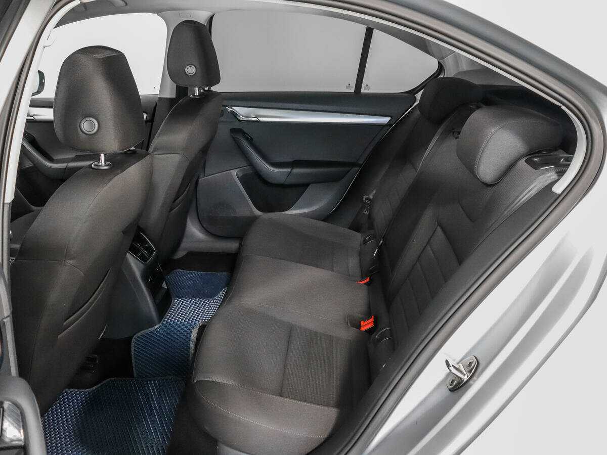 Б/У Шкода Октавия 2014 года. Фото: #9