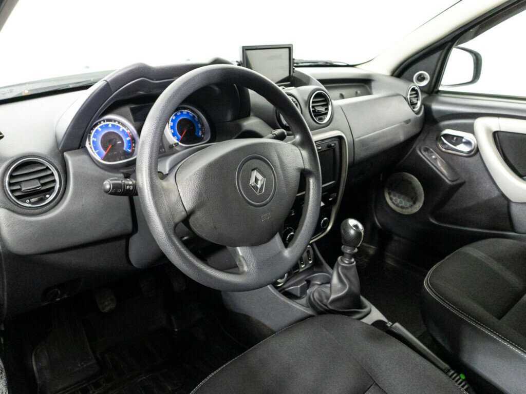 Б/У Рено Дастер 2014 года. Фото: #10