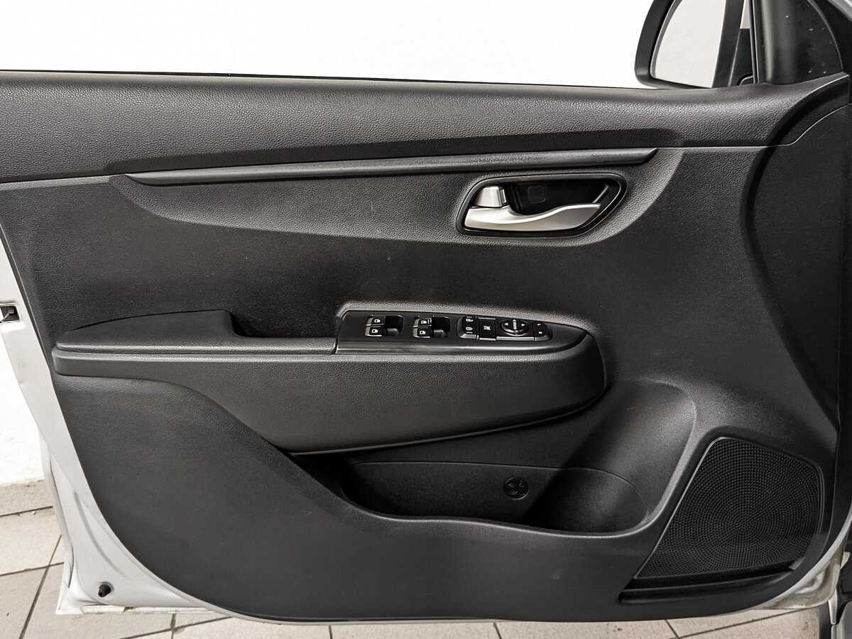 Б/У Киа Рио 2020 года. Фото: #18