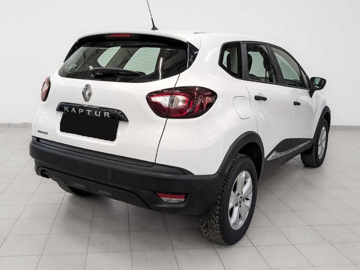 Б/У Рено Каптюр 2018 года. Фото: #4