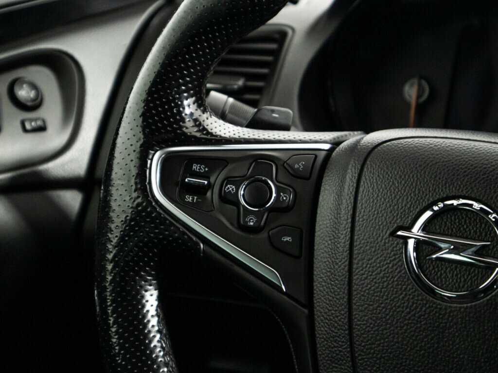 Б/У Опель Инсигния 2014 года. Фото: #20