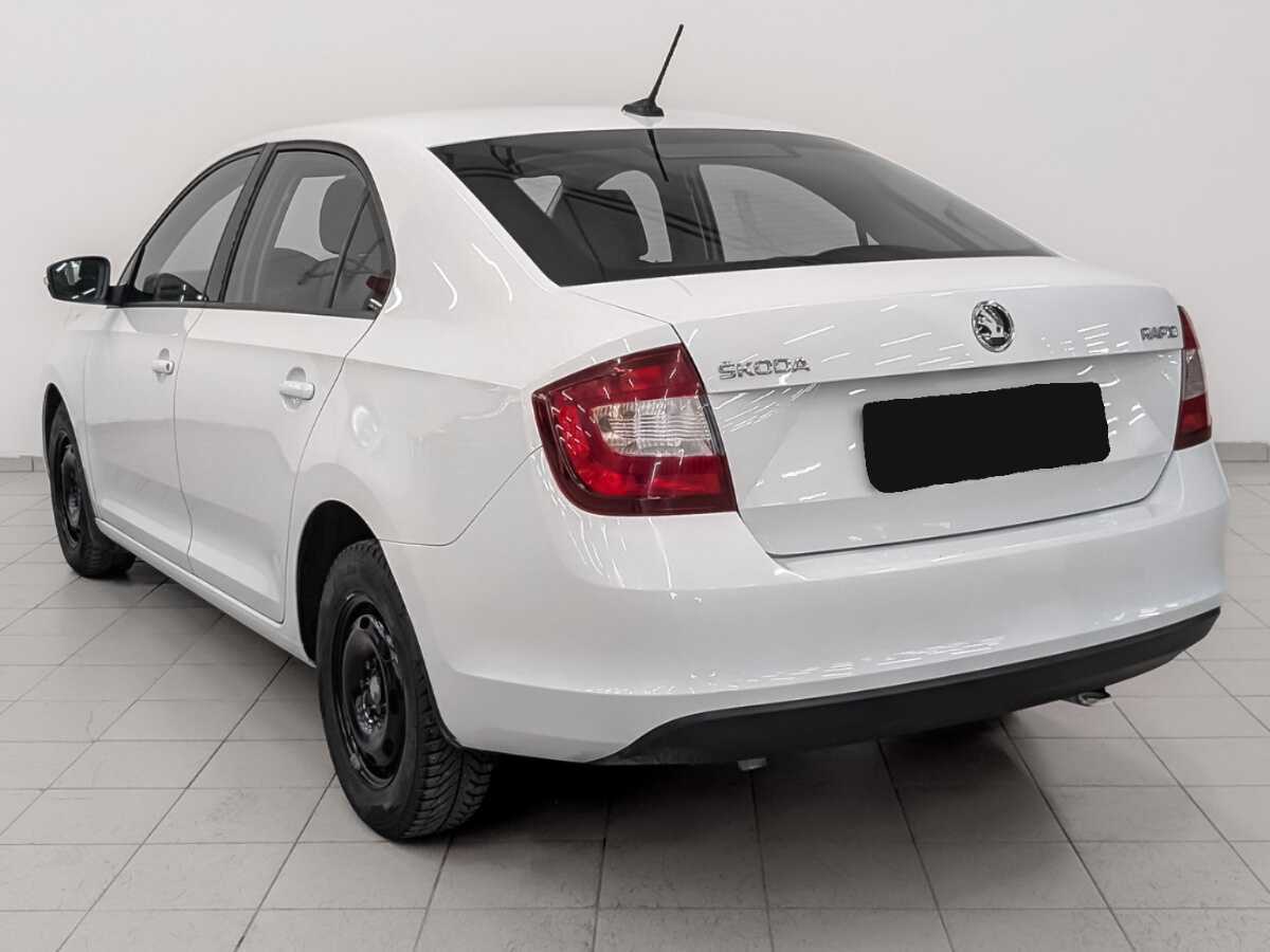 Б/У Шкода Рапид 2017 года. Фото: #6