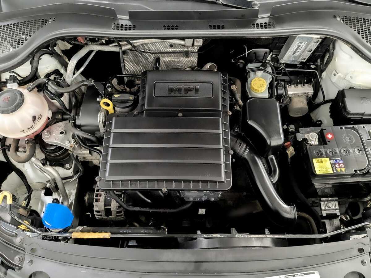 Б/У Шкода Рапид 2017 года. Фото: #8