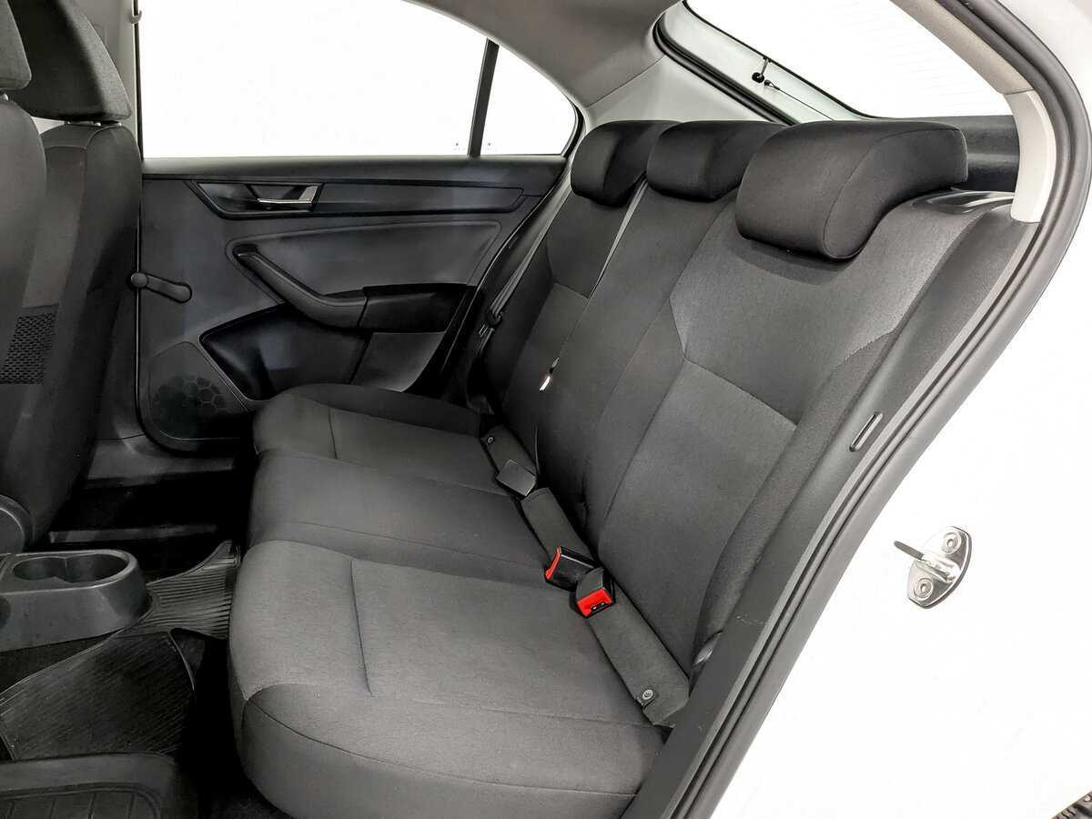 Б/У Шкода Рапид 2017 года. Фото: #11