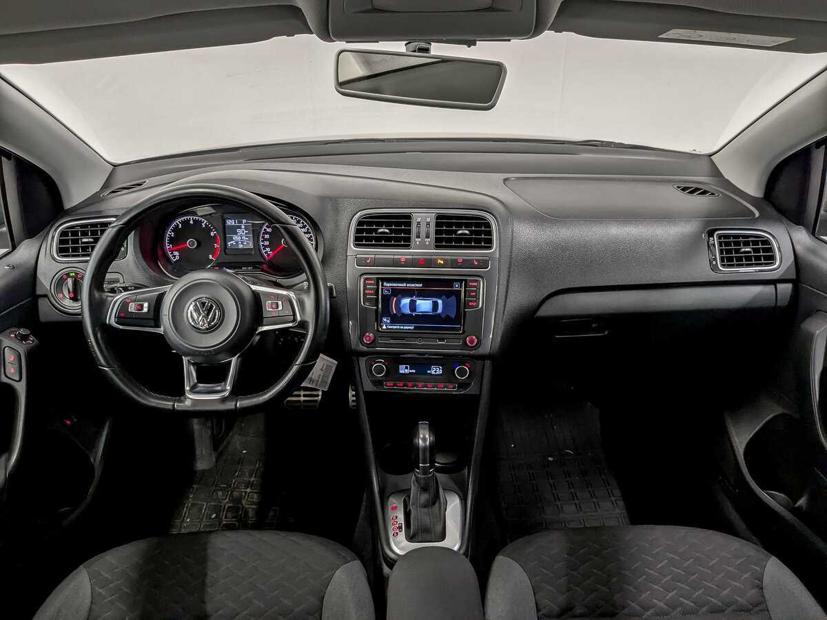 Б/У Фольксваген Поло 2018 года. Фото: #13