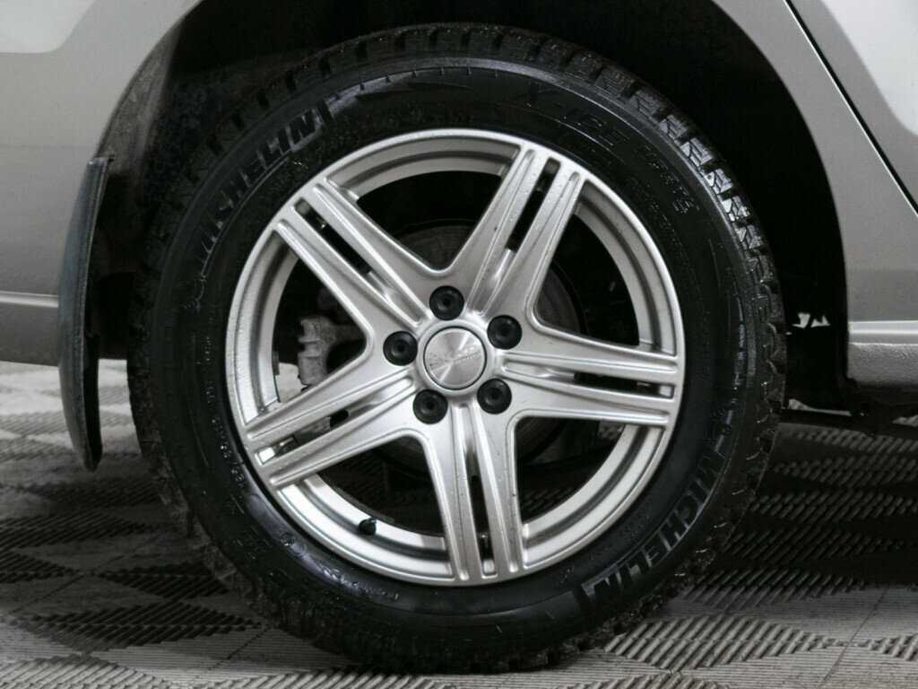 Б/У Фольксваген Поло 2019 года. Фото: #14