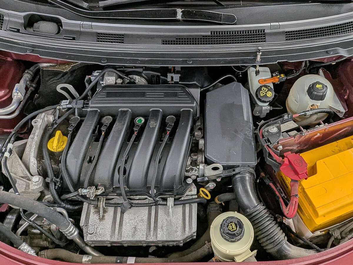 Б/У Ниссан Альмера 2014 года. Фото: #8