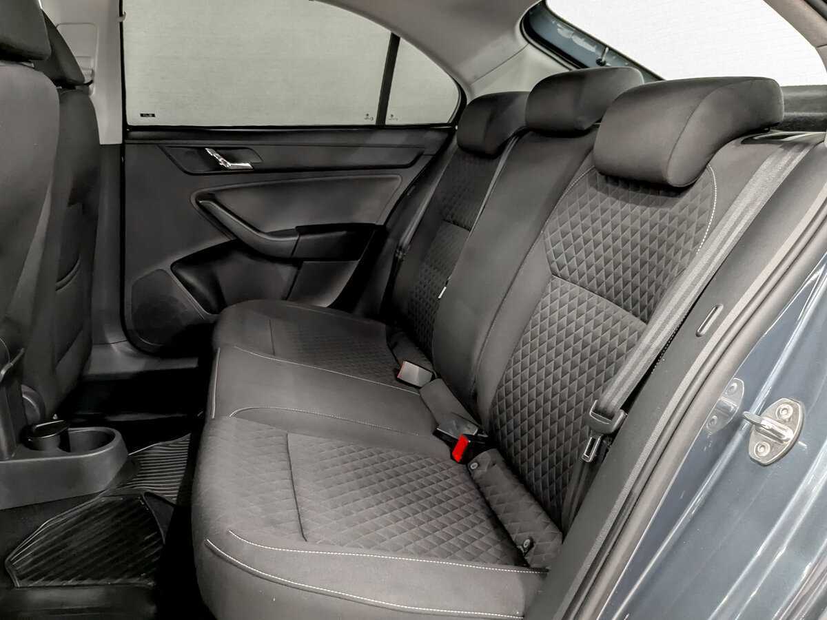 Б/У Шкода Рапид 2016 года. Фото: #11