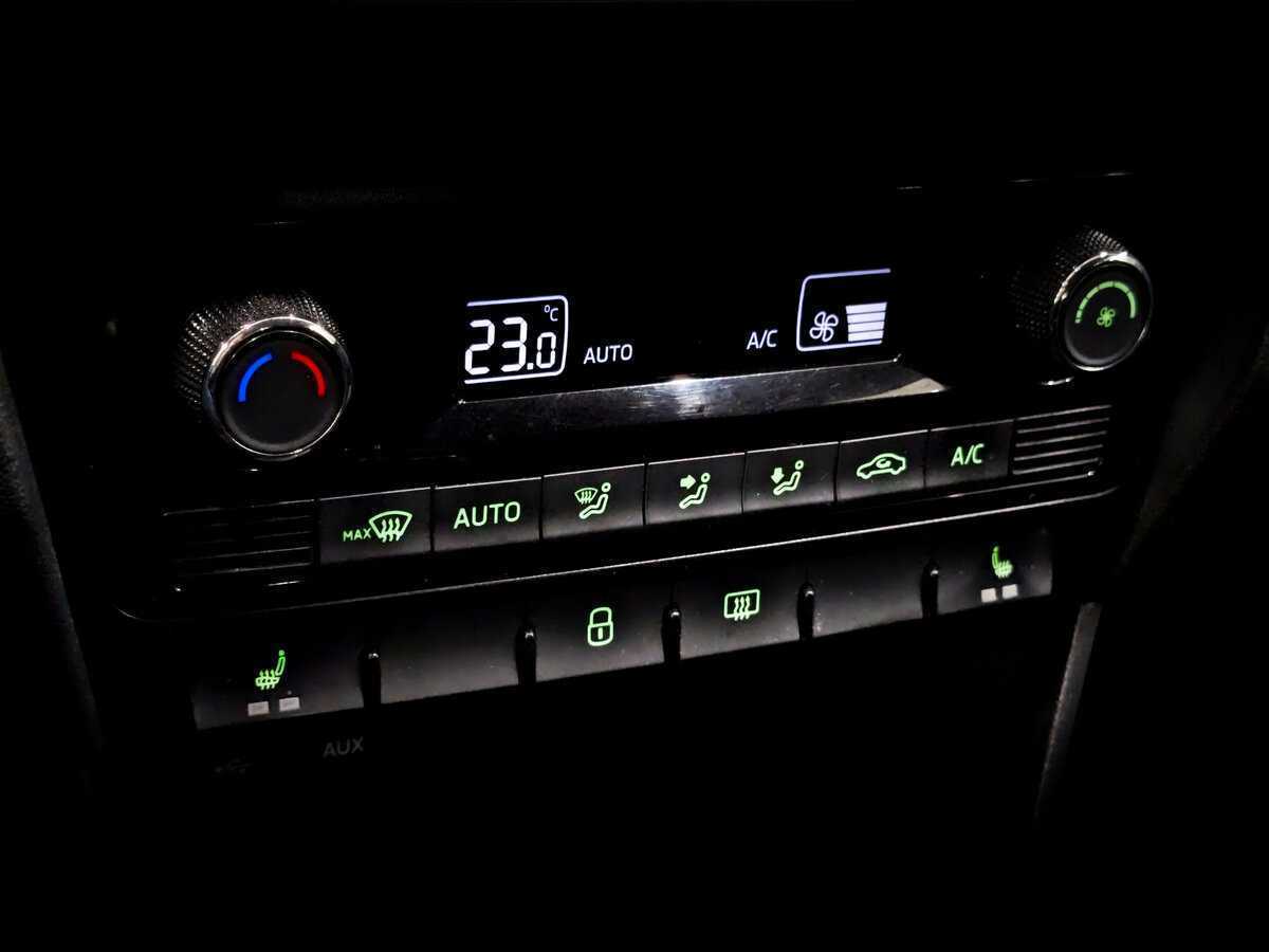 Б/У Шкода Рапид 2016 года. Фото: #22