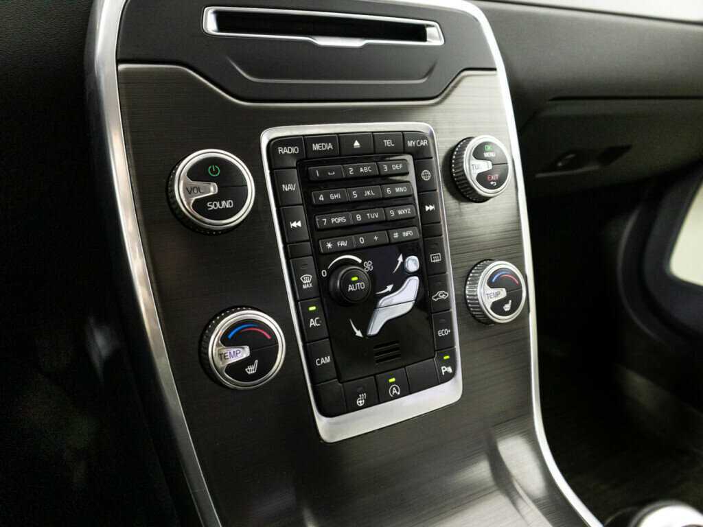 Б/У Вольво С80 2014 года. Фото: #16