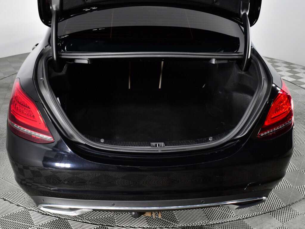 Mercedes-Benz C-Класс 2018 года с пробегом. Фото: #16