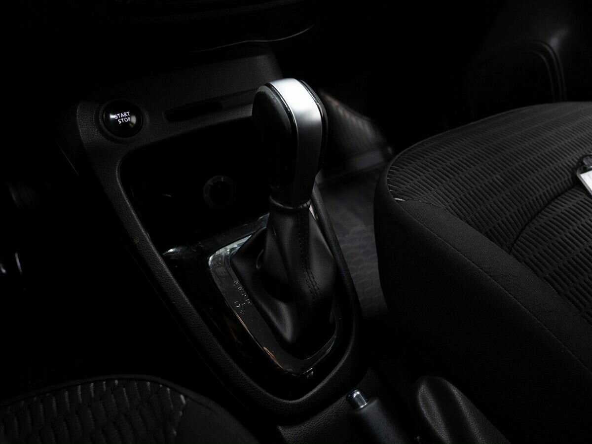 Б/У Рено Каптюр 2017 года. Фото: #21