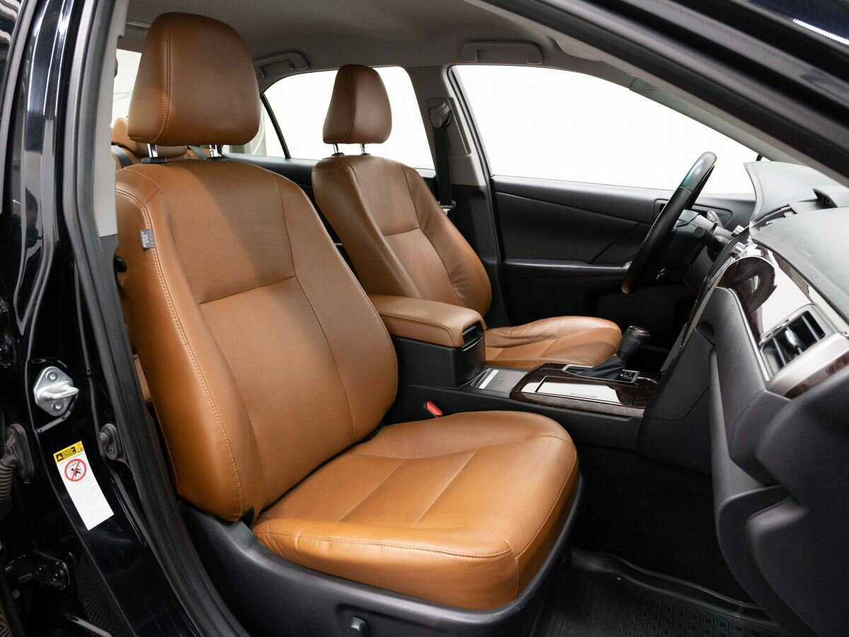 Б/У Тойота Камри 2017 года. Фото: #13