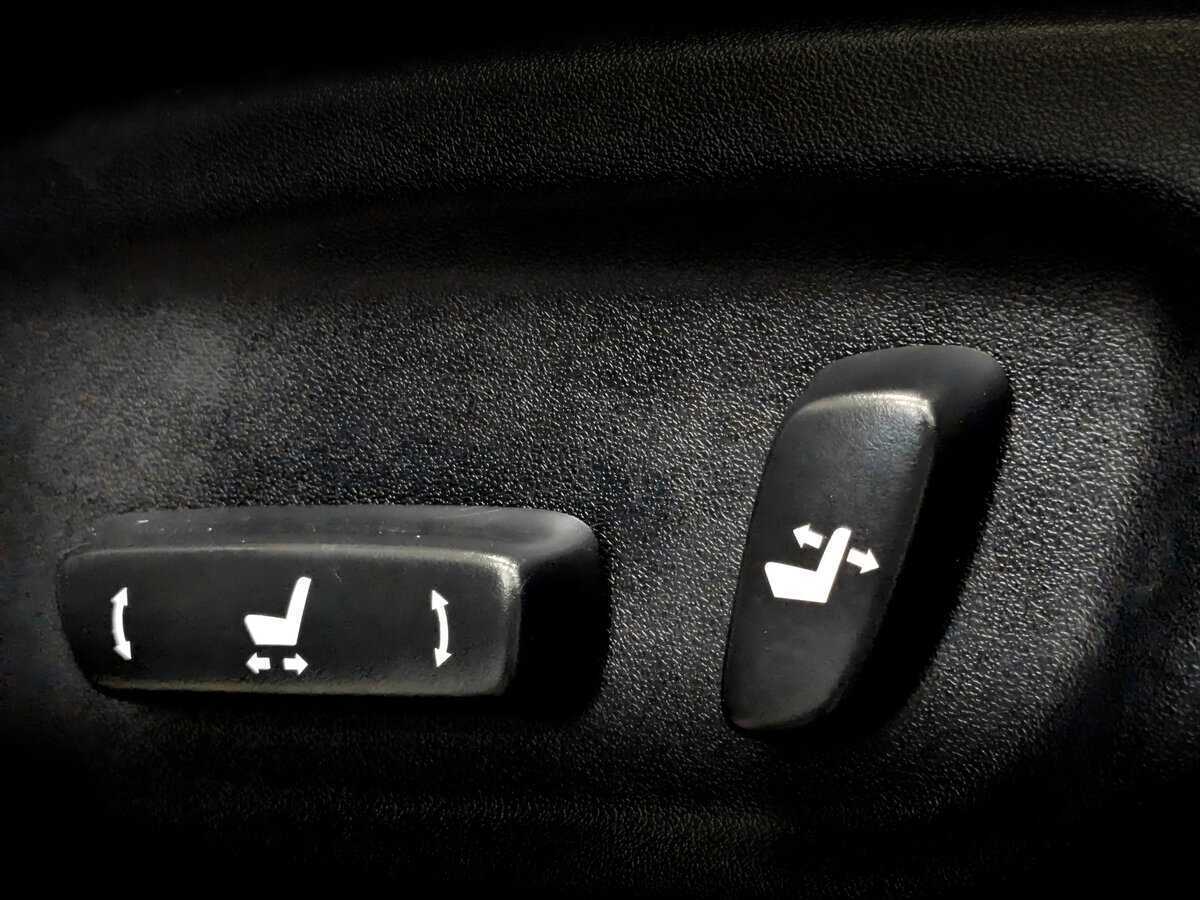 Б/У Тойота Рав4 2014 года. Фото: #18