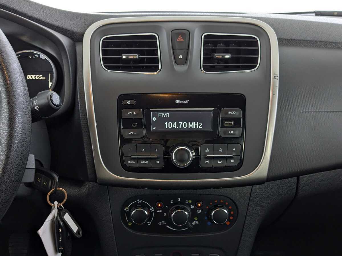 Б/У Рено Сандеро 2021 года. Фото: #14