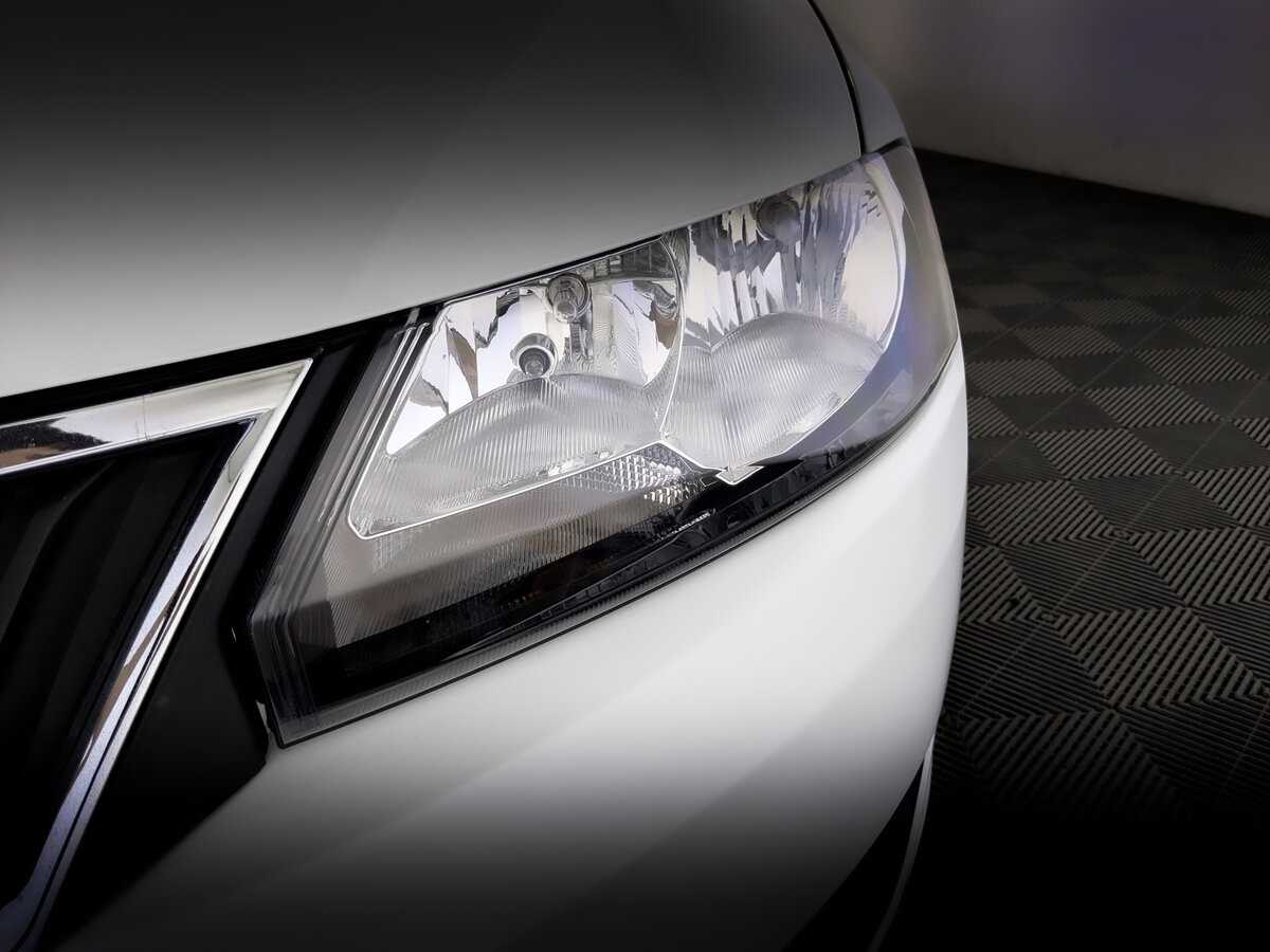 Б/У Шкода Рапид 2017 года. Фото: #16