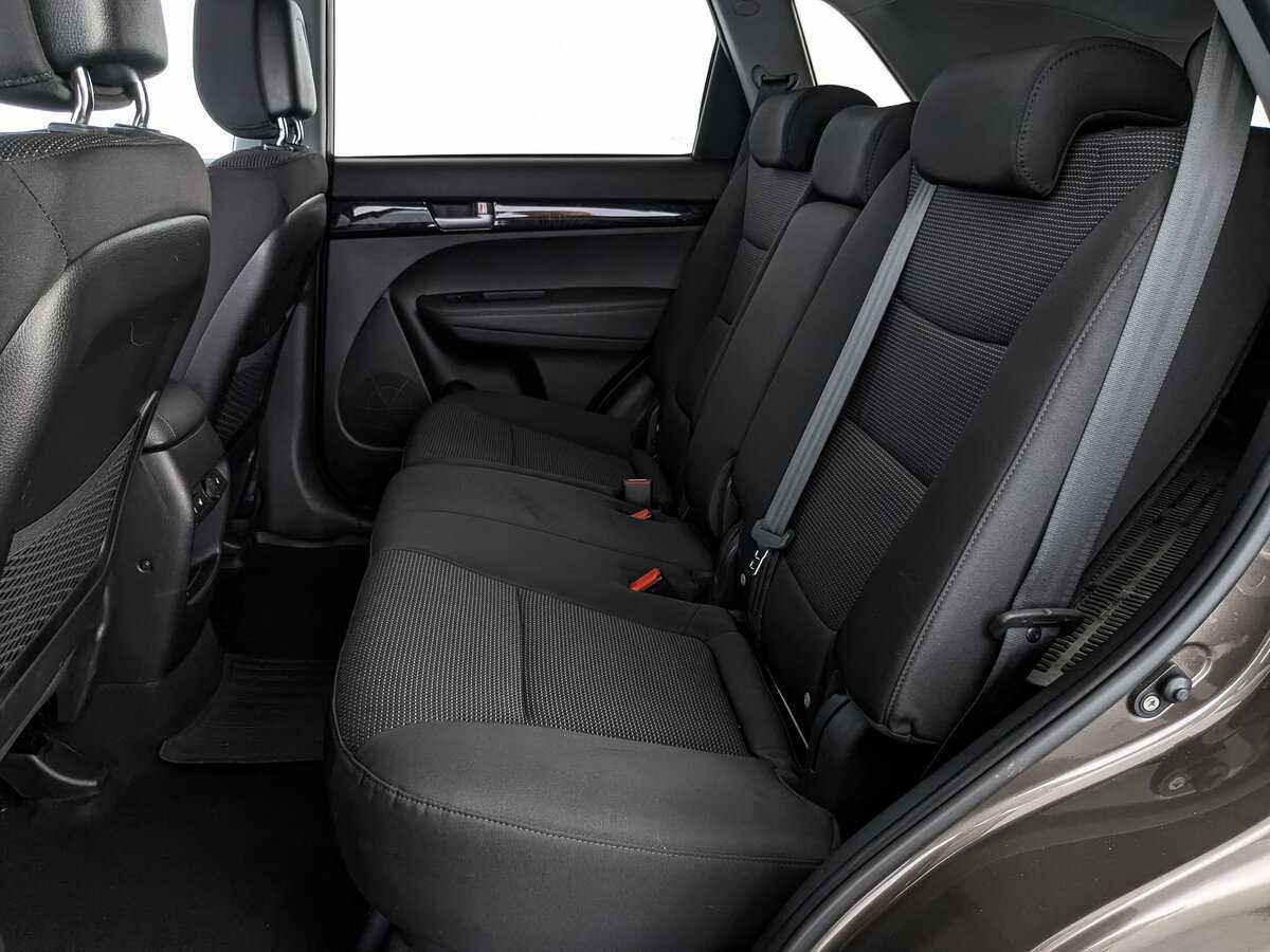 Б/У Киа Соренто 2016 года. Фото: #17