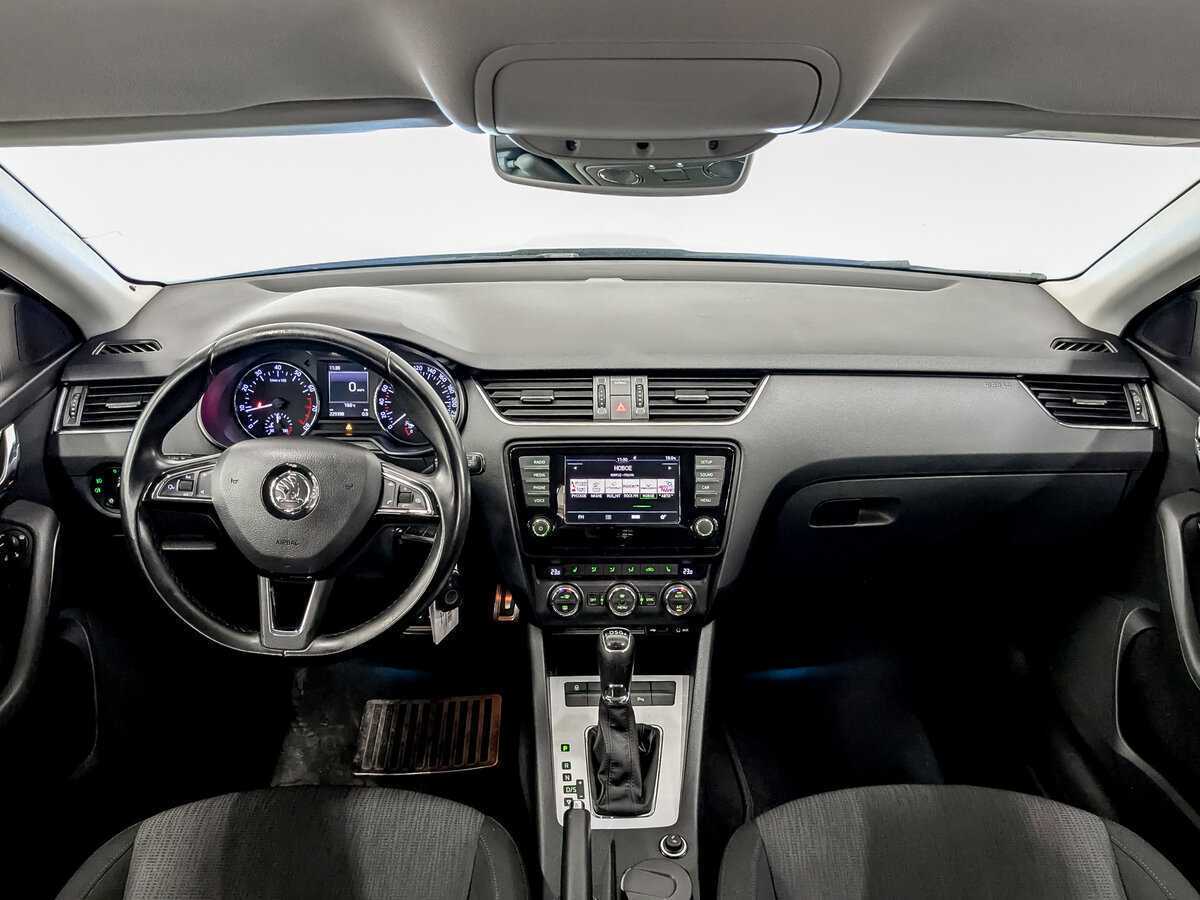 Б/У Шкода Октавия 2016 года. Фото: #13