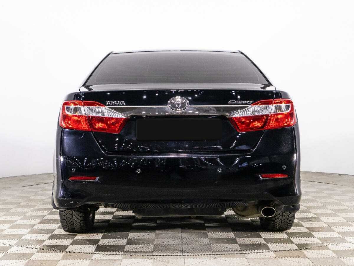 Б/У Тойота Камри 2013 года. Фото: #5