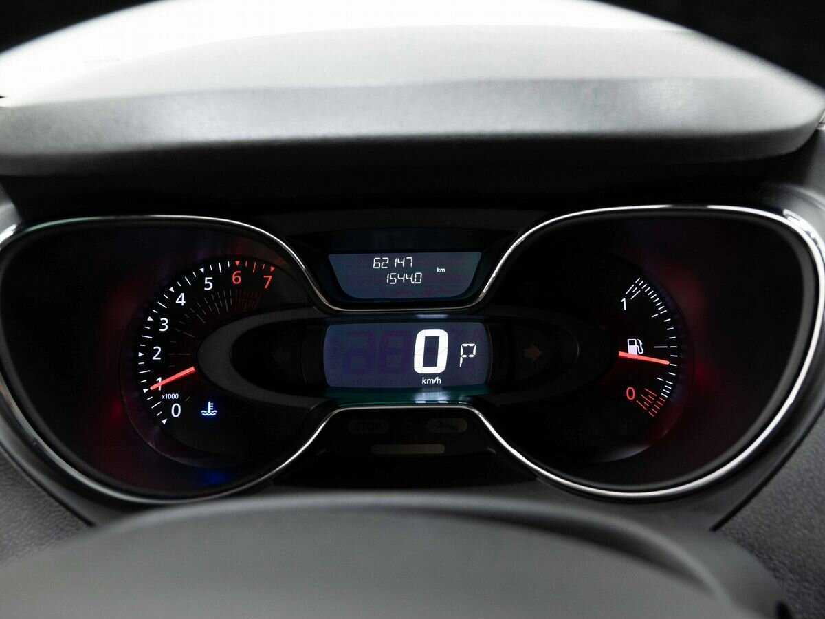 Б/У Рено Каптюр 2017 года. Фото: #17