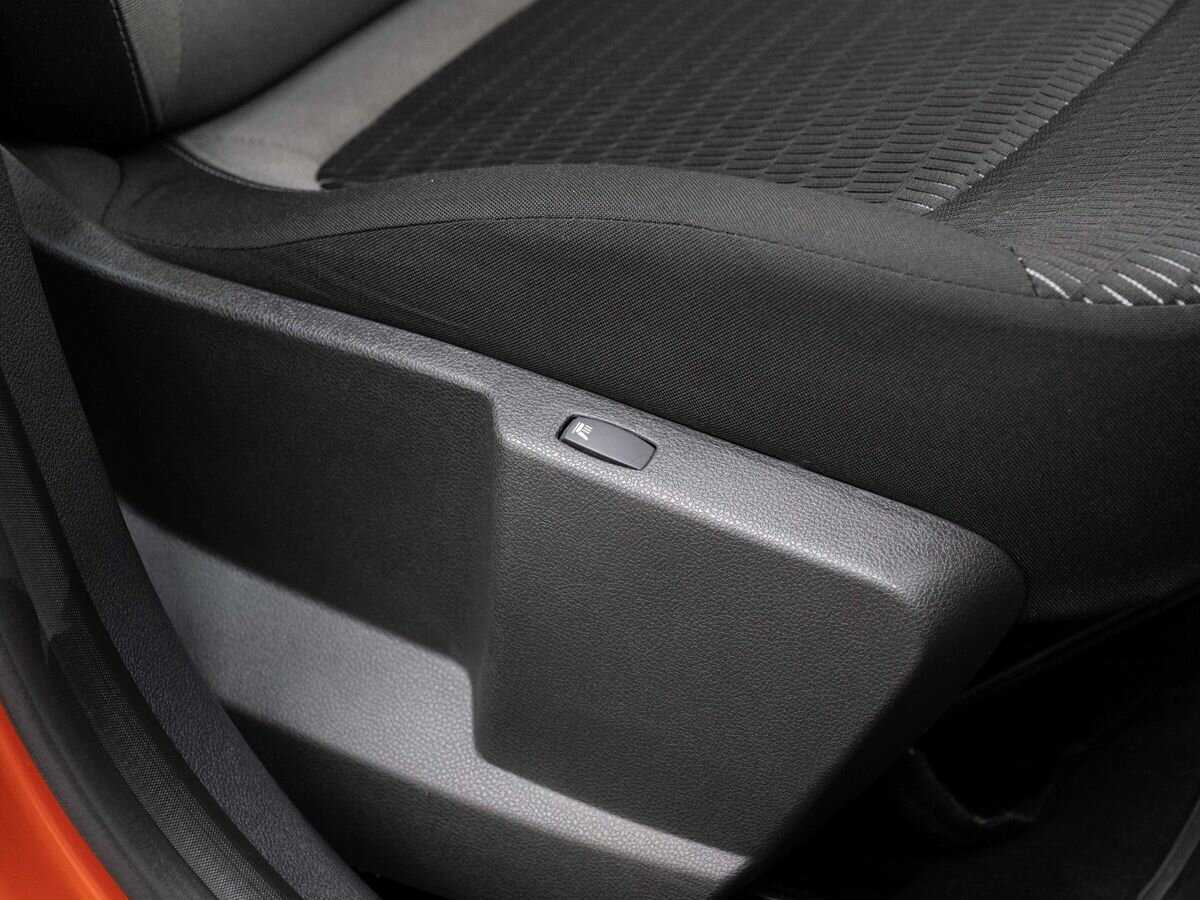 Б/У Рено Каптюр 2017 года. Фото: #19