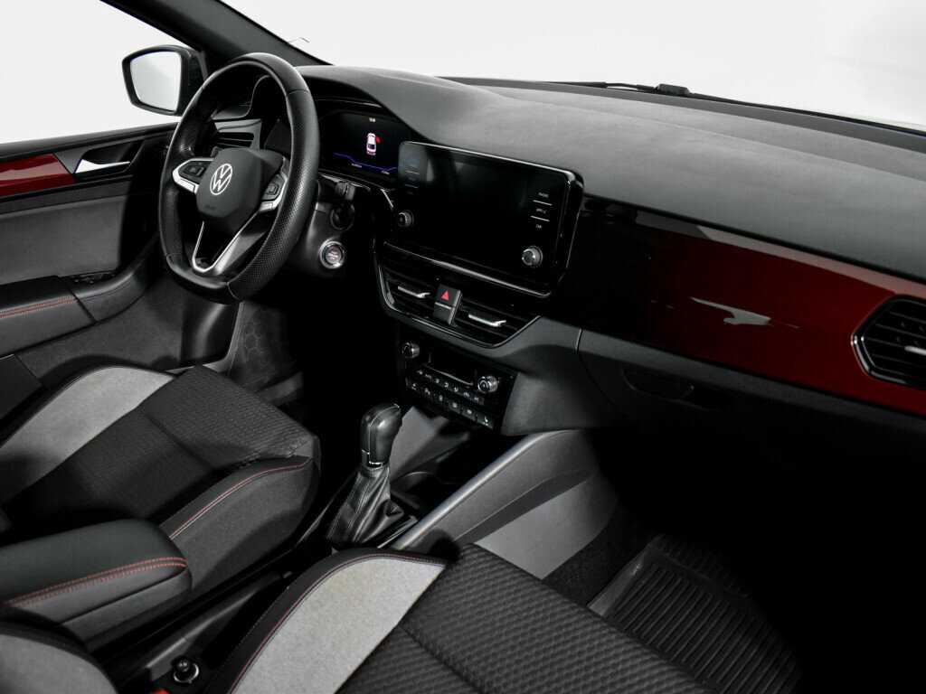 Б/У Фольксваген Поло 2021 года. Фото: #10