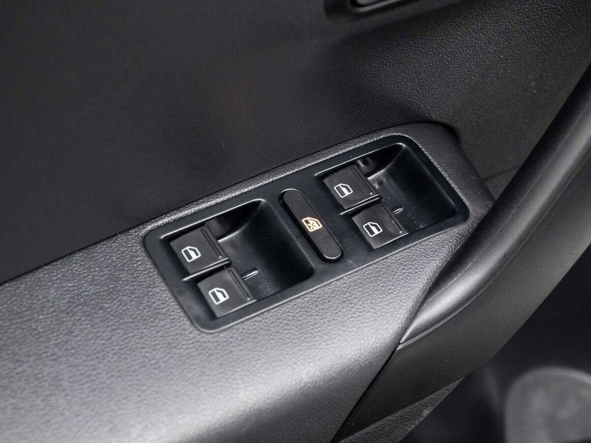 Б/У Фольксваген Поло 2020 года. Фото: #18