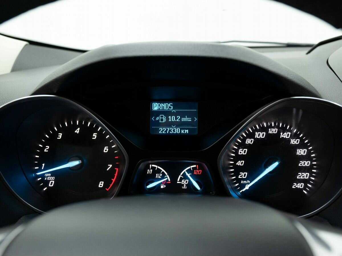 Б/У Форд Куга 2014 года. Фото: #17